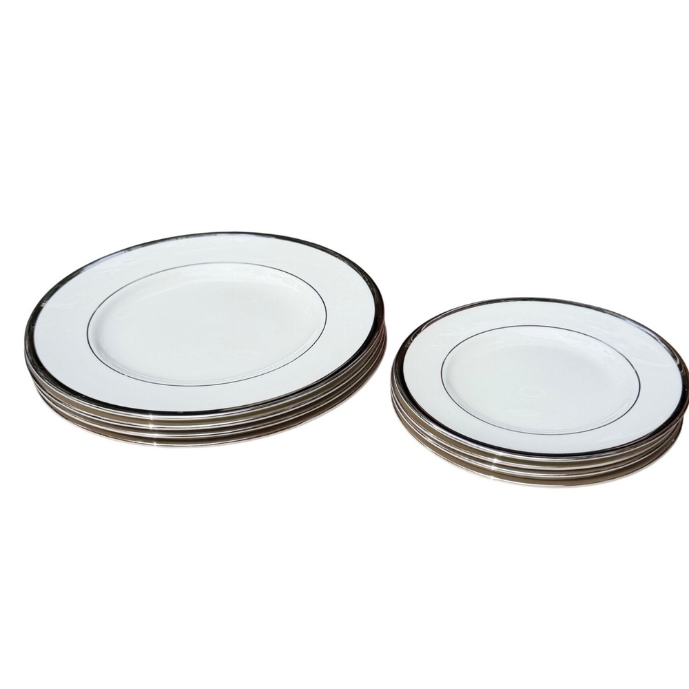 Wedgwood Carlyn Bone China 8-Piece Plate Set Platinum Trim White Service for 4